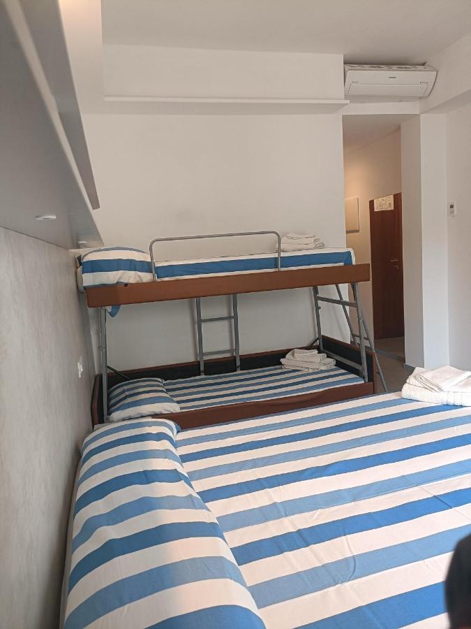 Hotel Ambasciata Riccione Eksteriør billede