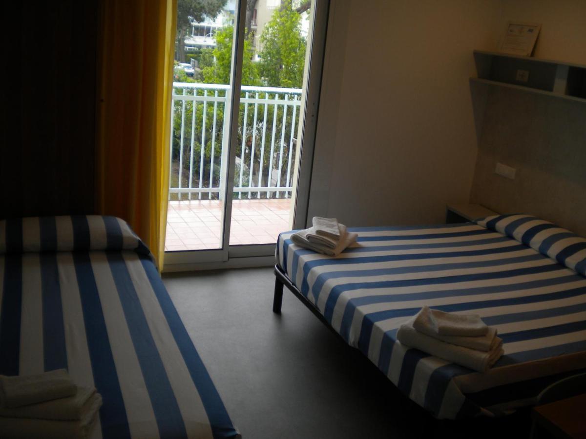 Hotel Ambasciata Riccione Eksteriør billede
