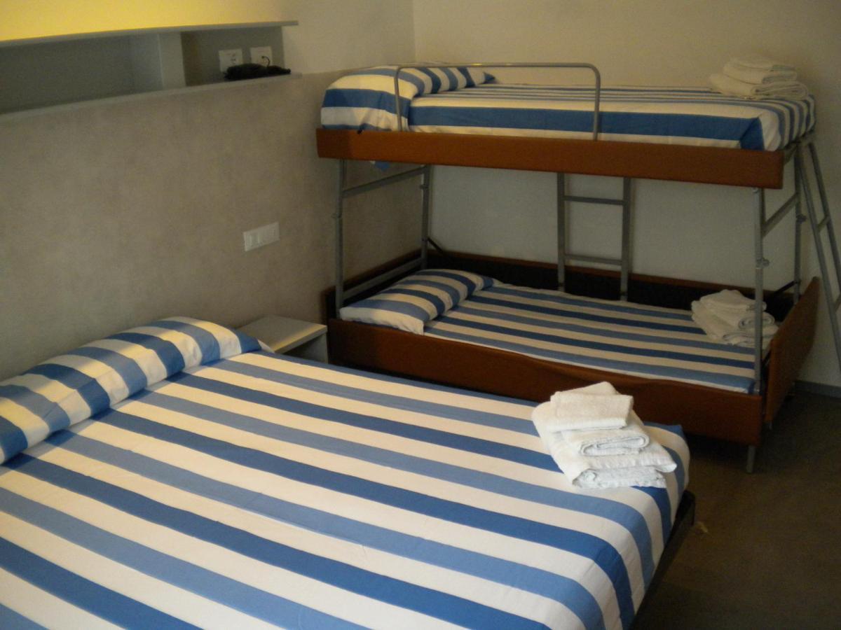 Hotel Ambasciata Riccione Eksteriør billede