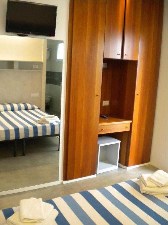 Hotel Ambasciata Riccione Eksteriør billede