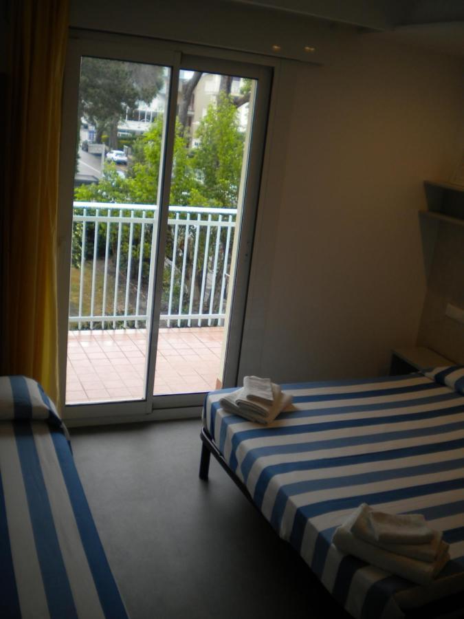 Hotel Ambasciata Riccione Eksteriør billede