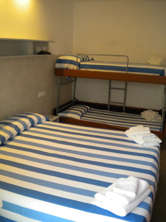 Hotel Ambasciata Riccione Eksteriør billede