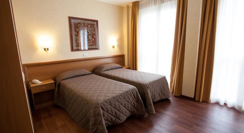 Hotel Ambasciata Riccione Eksteriør billede