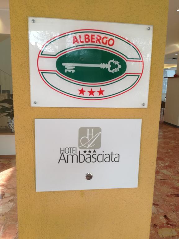 Hotel Ambasciata Riccione Eksteriør billede