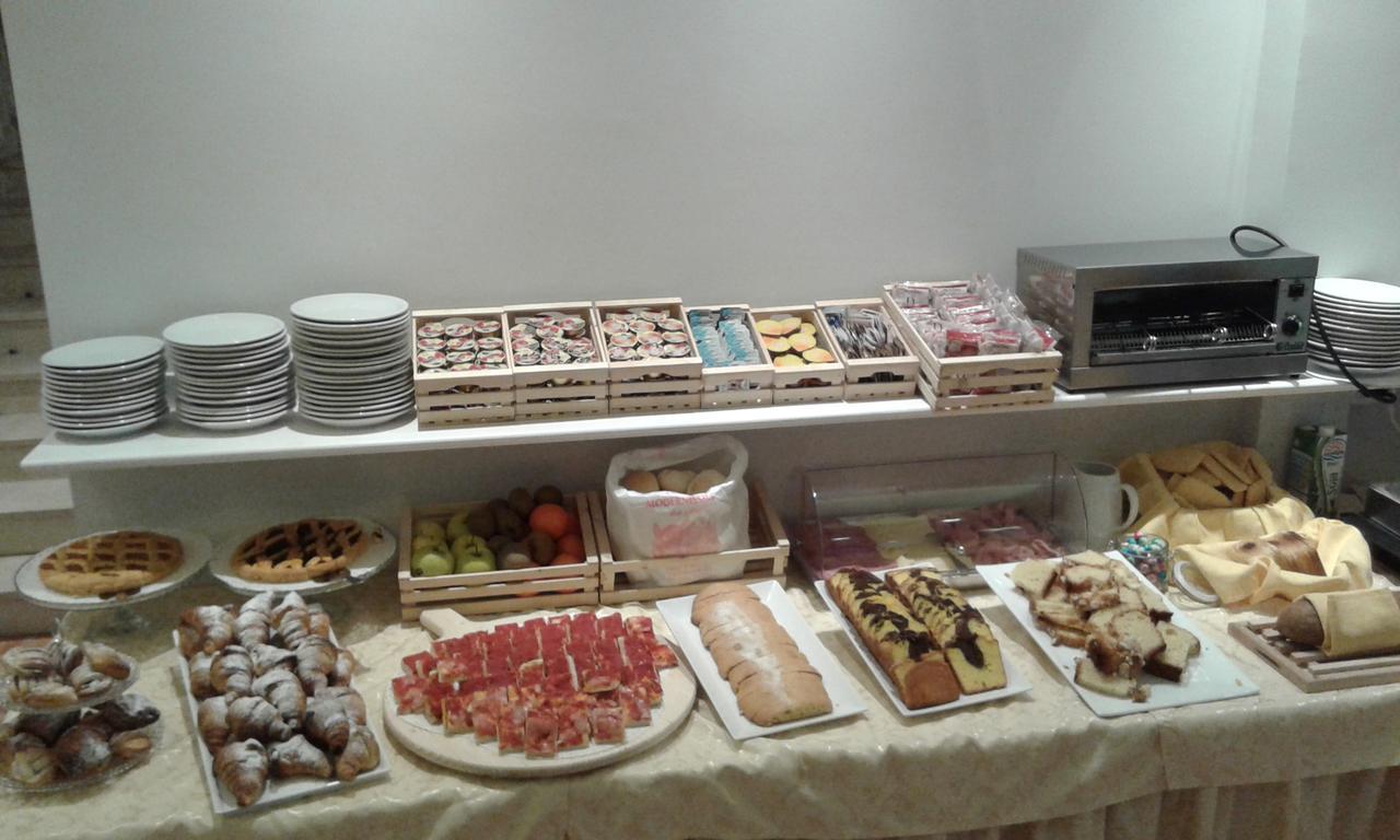 Hotel Ambasciata Riccione Eksteriør billede